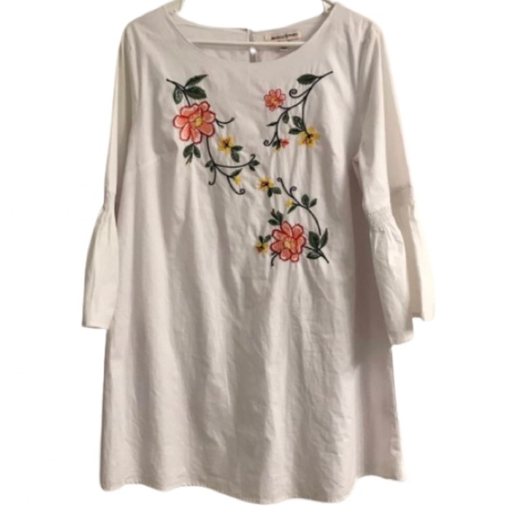 Jealous Tomato Boho Embroidered Bell Sleeve 100% Cotton Mini Swing Dress L